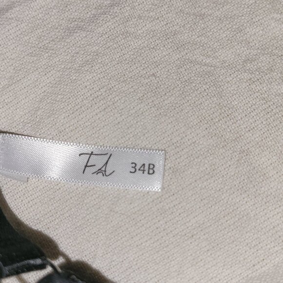 Bra - Picture 2 of 2